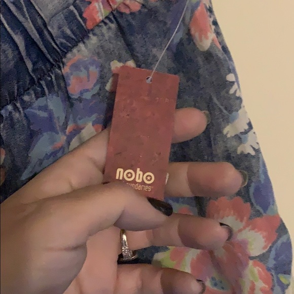 3/$25 Women’s pants NWT size 7/9 - Picture 6 of 8